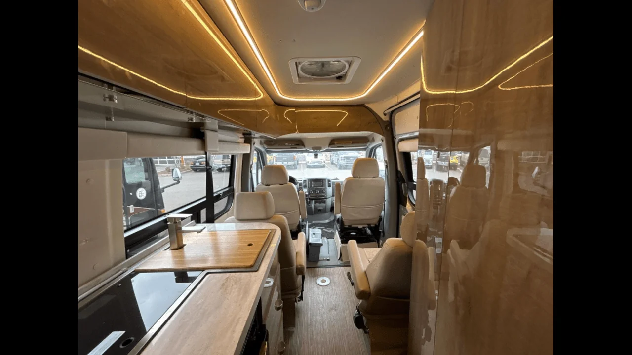 Winnebago Era — photo 3