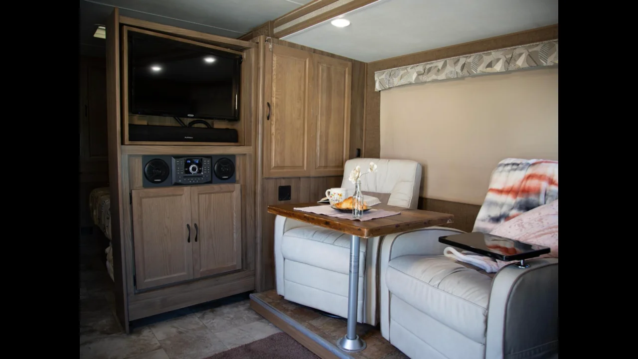 Coachmen Prism — photo 4